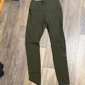 Pink /Victoria's Secret  Olive Leggings size small